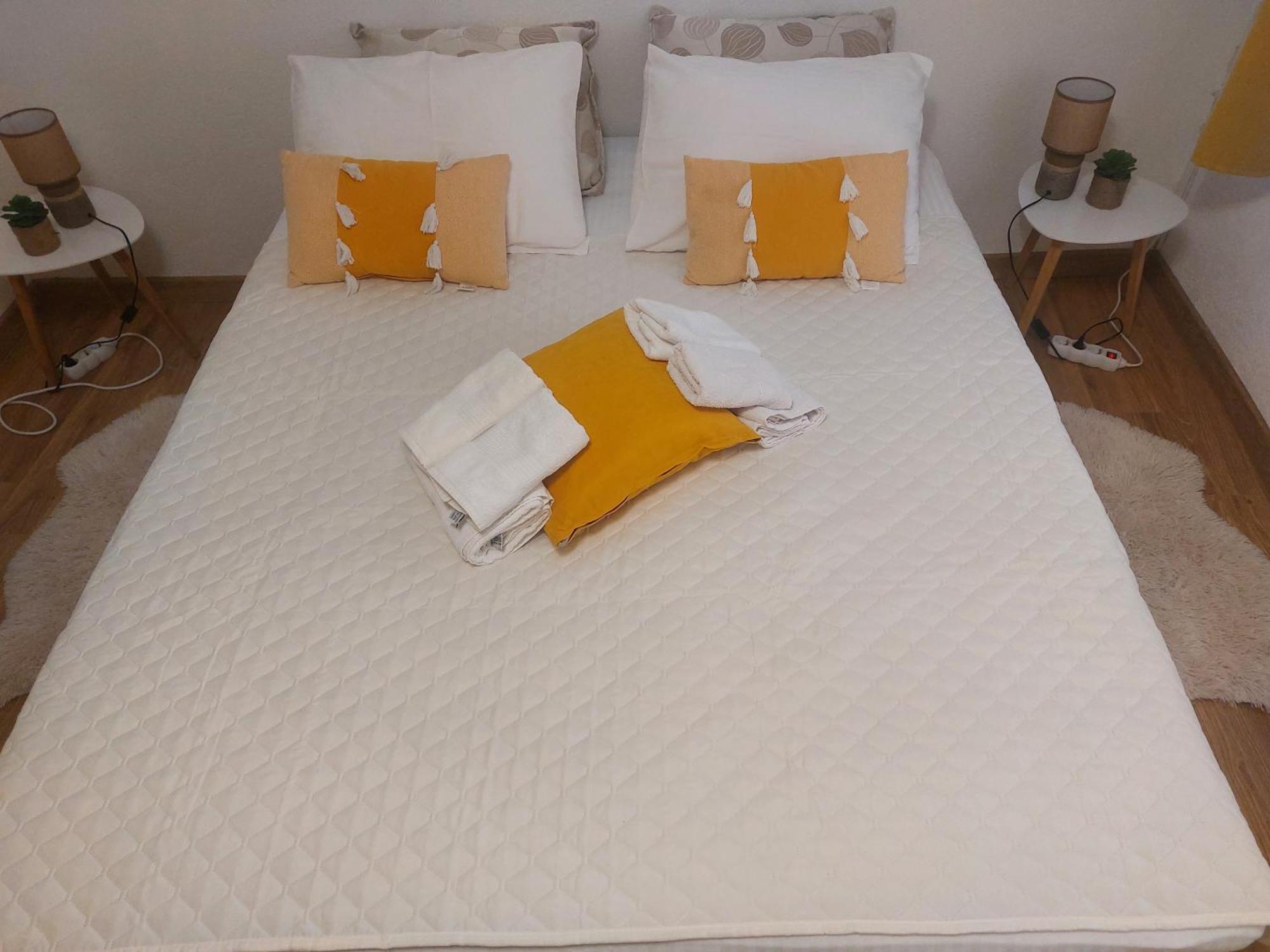Ljubovic Apartman Podgorica Buitenkant foto
